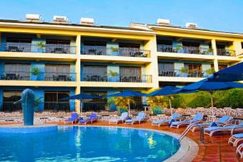 Dolphin Suites Кампала Екстериор снимка